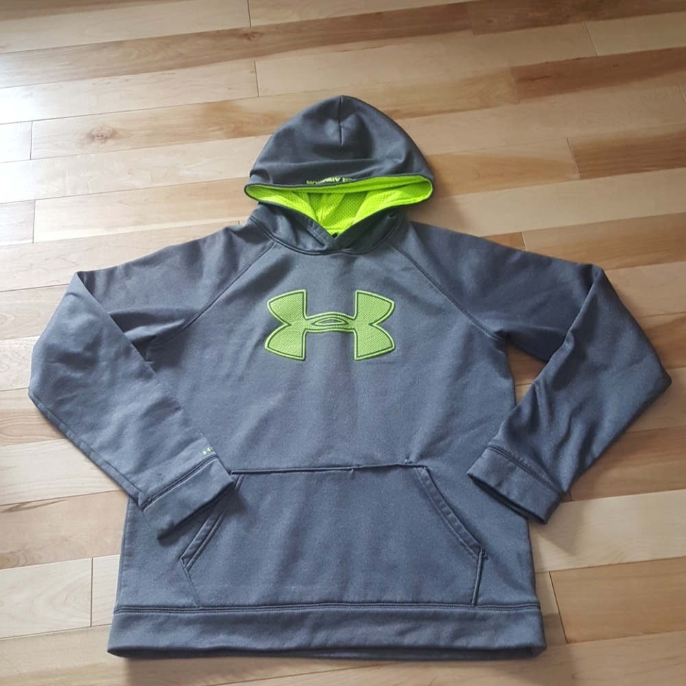 Boy's Under armour